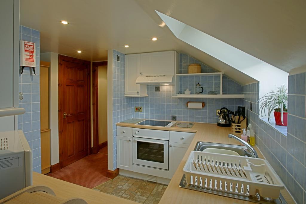 Loaninghead Holidays Drymen Room photo